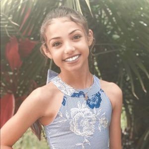 Meet your Posher, Ava